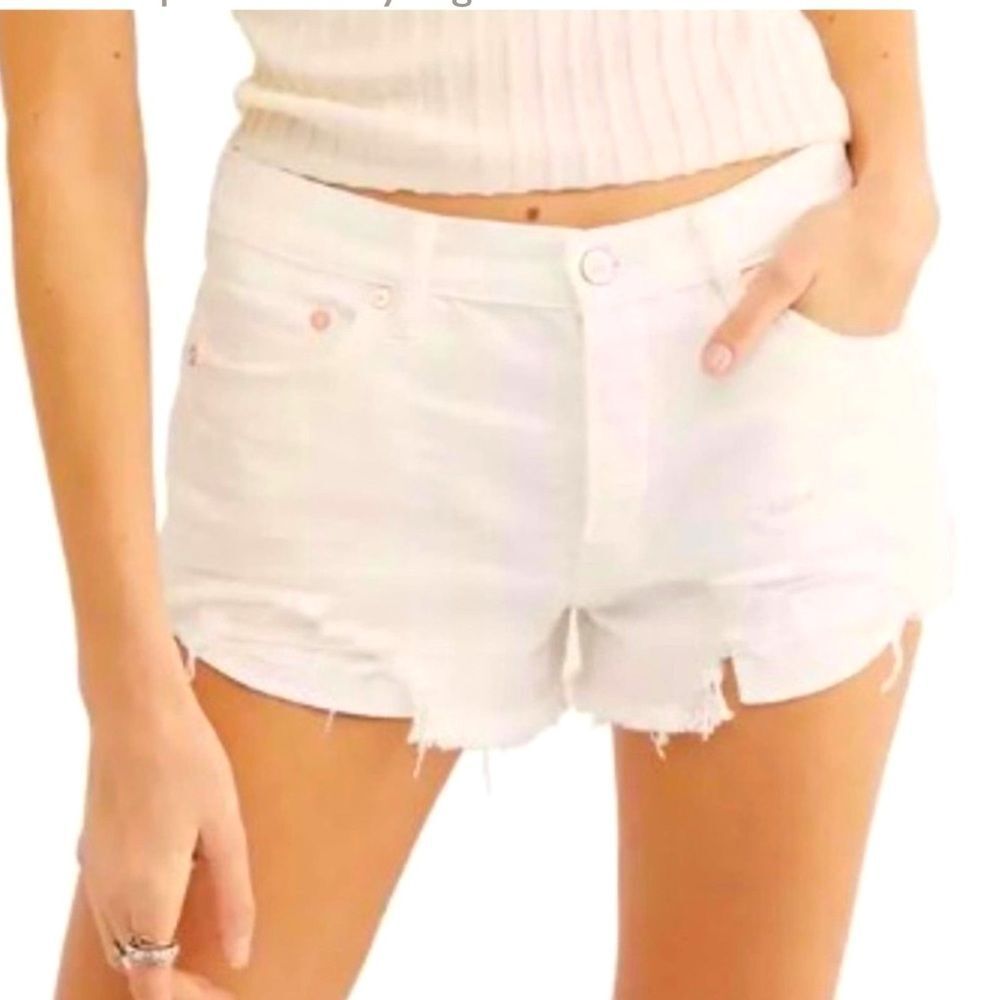 NWT Free People Loving Good Vibrations Shorts, in Spring White, Size 30